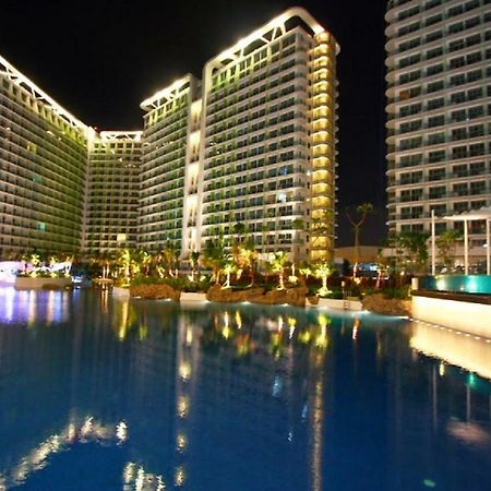 Azure C5 Man-Made Beach Balcony Multiple Units マニラ市 エクステリア 写真