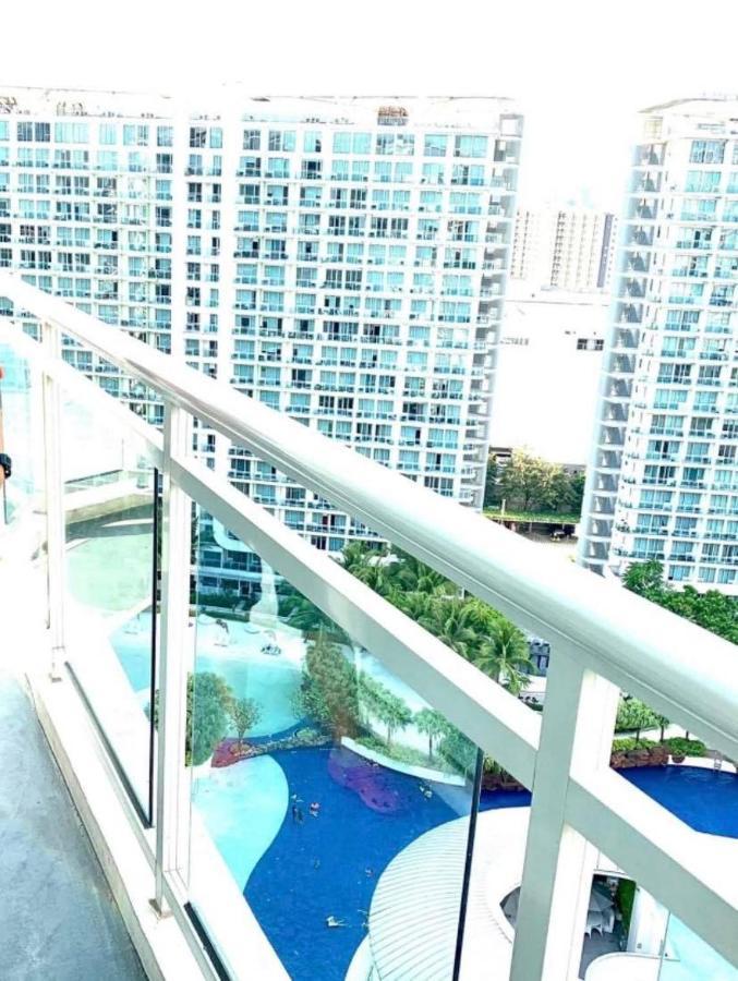 Azure C5 Man-Made Beach Balcony Multiple Units マニラ市 エクステリア 写真