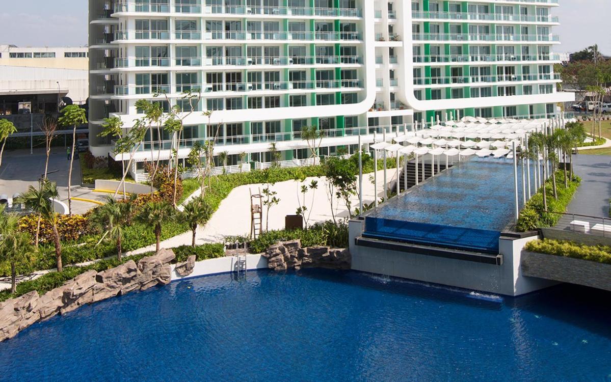 Azure C5 Man-Made Beach Balcony Multiple Units マニラ市 エクステリア 写真