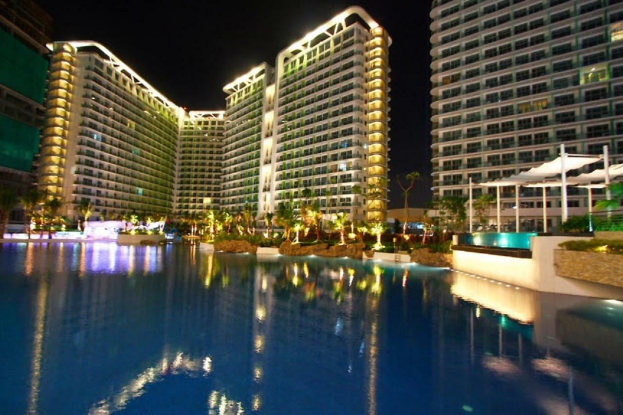 Azure C5 Man-Made Beach Balcony Multiple Units マニラ市 エクステリア 写真